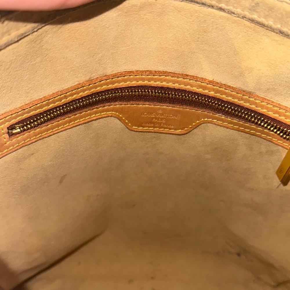 AUTHENTIC Vintage Louis Vuitton GM Looping Shoulder Bag - Picture 2 of 16